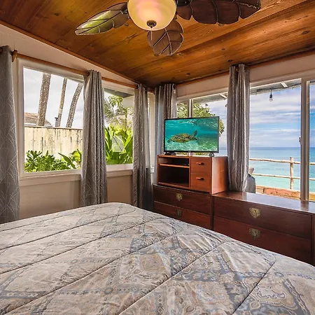 Hawaii Oceanfront Beach House Paradise On The Beach Family Activities